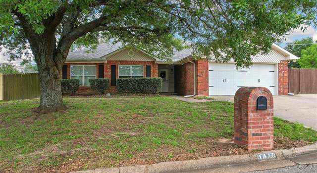 Photo of 1416 Lakeside Ct, Lindale, TX 75771