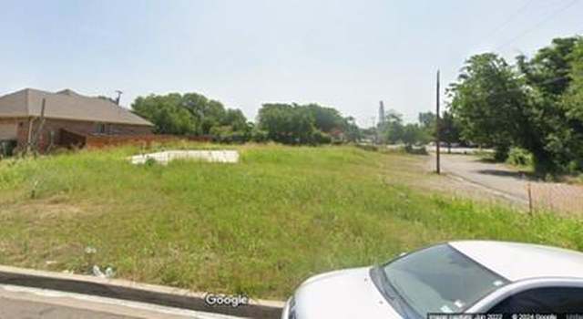 Photo of 10 Higgins Ave, Cockrell Hill, TX 75211