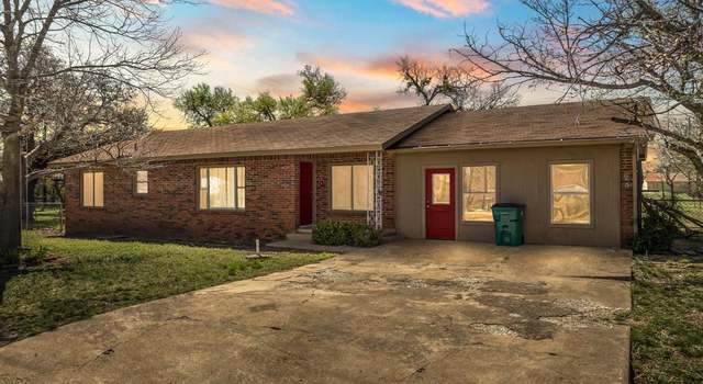 Photo of 266 E Live Oak St, Evant, TX 76525