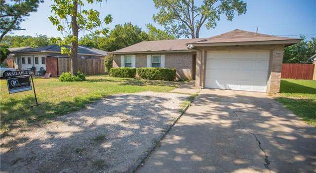 Photo of 3721 Arnold Dr, Fort Worth, TX 76140