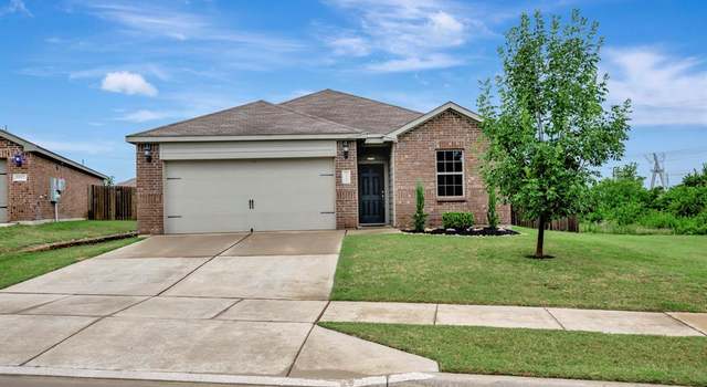 Photo of 5921 Obsidian Creek Dr, Fort Worth, TX 76179