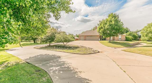 Photo of 3706 Fairway Dr, Granbury, TX 76049