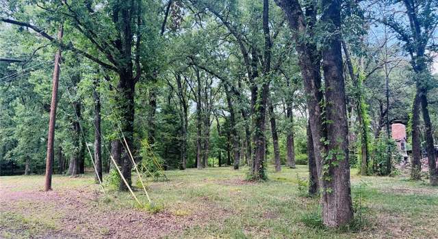 Photo of 323 Sherie Ln, Mabank, TX 75156