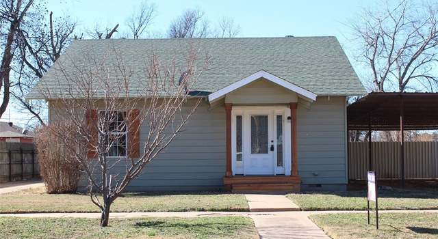 Photo of 231 N 5th Ave, Munday, TX 76371