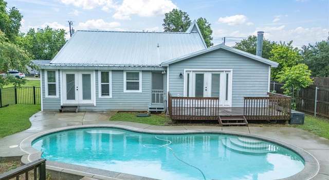 Photo of 4404 W Fernwood Ct, Granbury, TX 76049