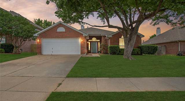 Photo of 315 Fairhaven Ct, Arlington, TX 76018