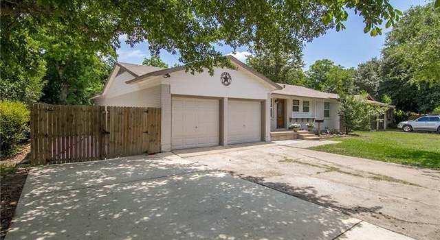 Photo of 405 Monticello Dr, Waxahachie, TX 75165