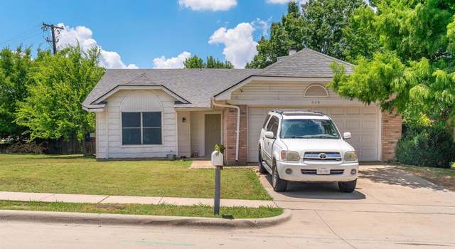 Photo of 848 Parkwest Blvd, Saginaw, TX 76179