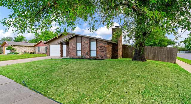 Photo of 7633 Four Winds Dr, Fort Worth, TX 76133