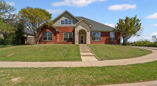 Photo of 729 Ridgeway Blvd, Weatherford, TX 76086