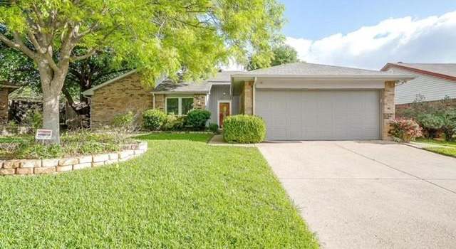Photo of 2308 Whispering Ct, Fort Worth, TX 76133
