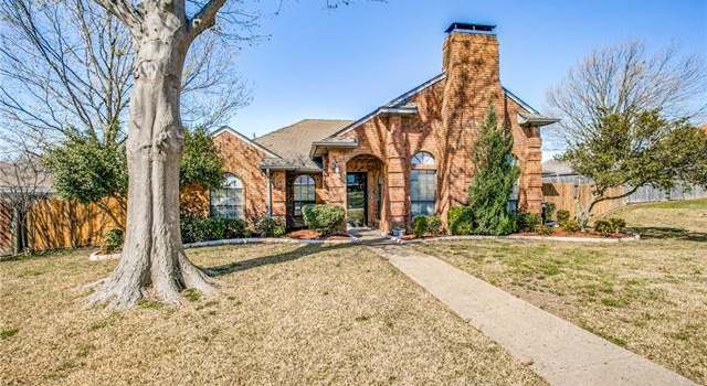 Photo of 2501 Country Valley Rd, Garland, TX 75041