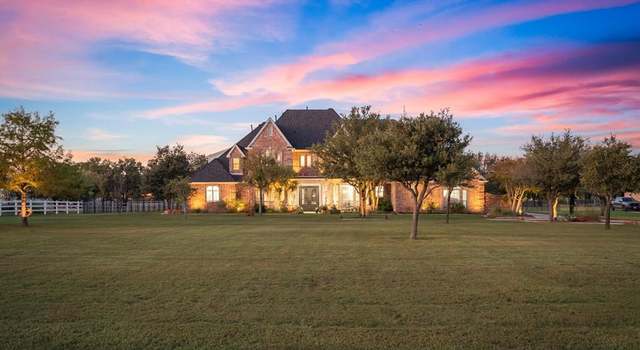 Photo of 911 Noble Champions Way, Argyle, TX 76226