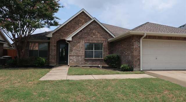 Photo of 704 Calender Ct, Fort Worth, TX 76131