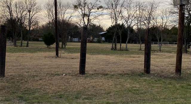 Photo of 8023 Mask Dr, Dallas, TX 75241