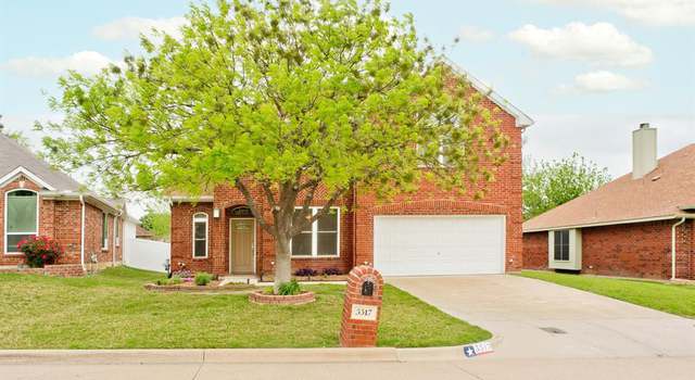 Photo of 3517 Fossil Park Dr, Fort Worth, TX 76137