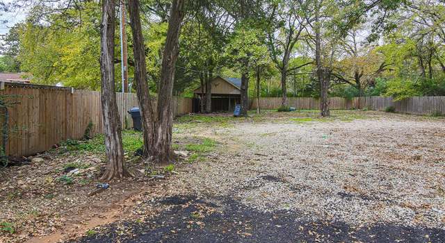 Photo of 1911 Haymarket Rd, Dallas, TX 75253