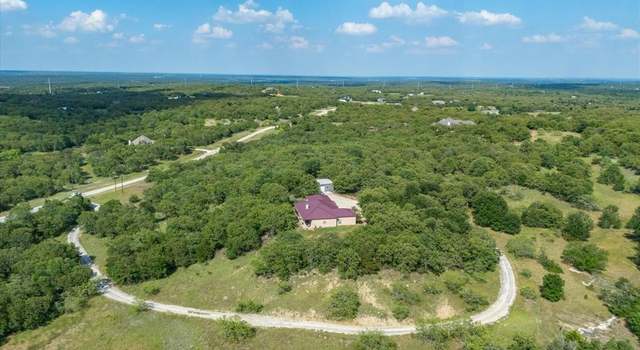 Photo of 112 Silver Leaf Dr, Sunset, TX 76270