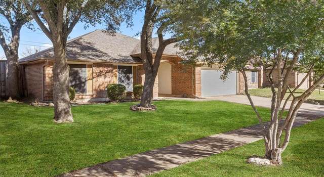Photo of 808 Simon Dr, Cedar Hill, TX 75104