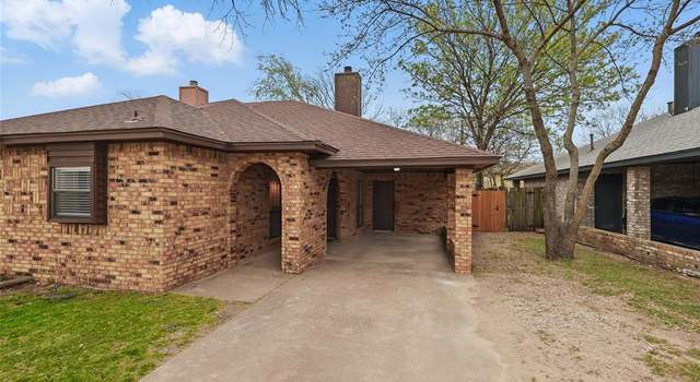 Photo of 1752 Dynasty Dr, Glenn Heights, TX 75154