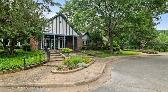 Photo of 438 Westview Ter, Arlington, TX 76013