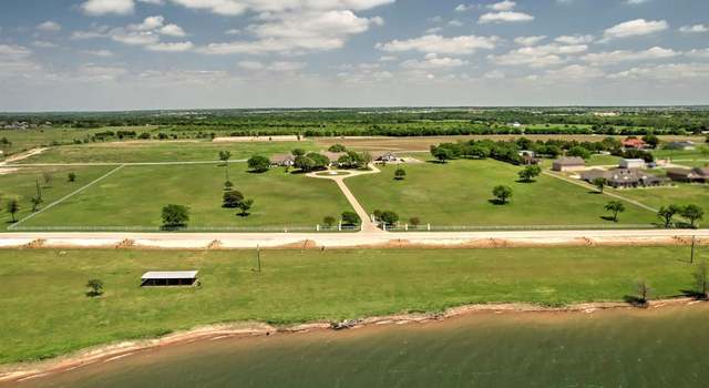 Photo of 2005 Lakeshore Dr, Cleburne, TX 76033