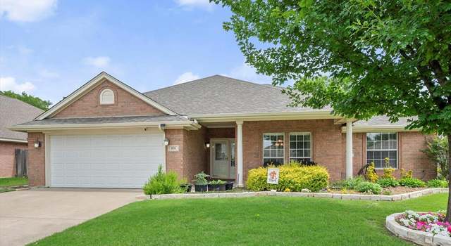 Photo of 836 Heberle Dr, Burleson, TX 76028