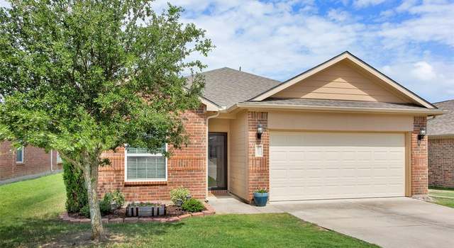 Photo of 1303 Clegg St, Howe, TX 75459