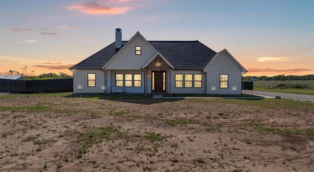 Photo of 409 Oneal Ln, Jacksboro, TX 76458