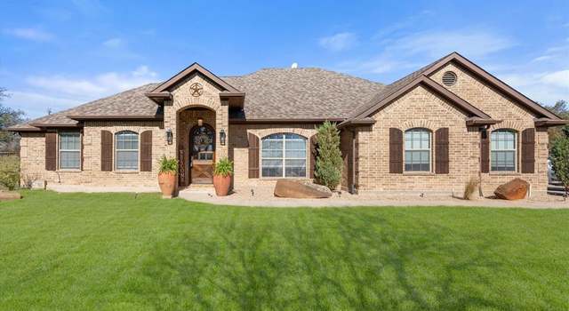 Photo of 384 Miramar Cir, Weatherford, TX 76085