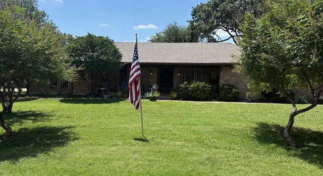 Photo of 322 Willow Wood St, Murphy, TX 75094