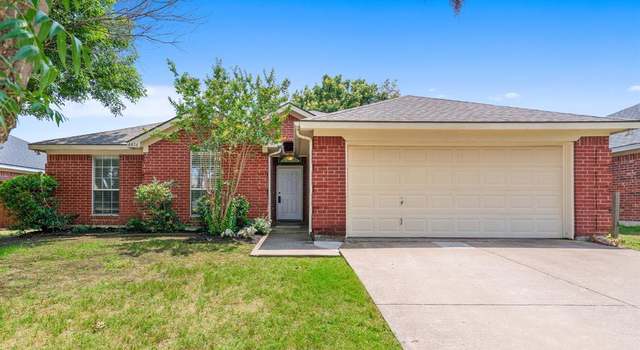 Photo of 4416 Marsarie St, Fort Worth, TX 76137