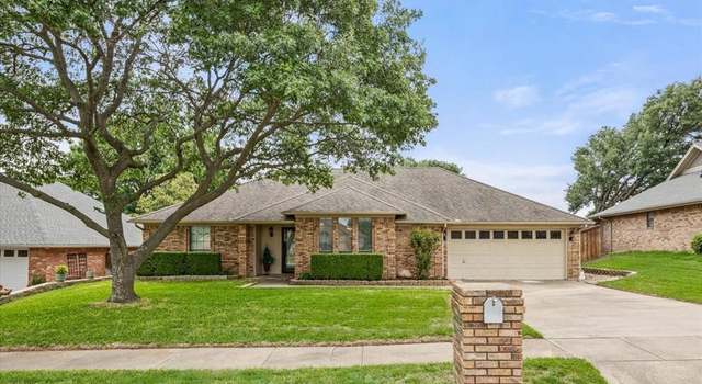 Photo of 10013 Stoneleigh Dr, Benbrook, TX 76126