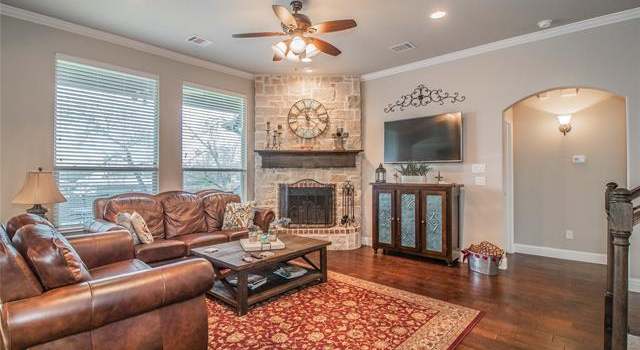 Photo of 200 William Allen Ln, Decatur, TX 76234