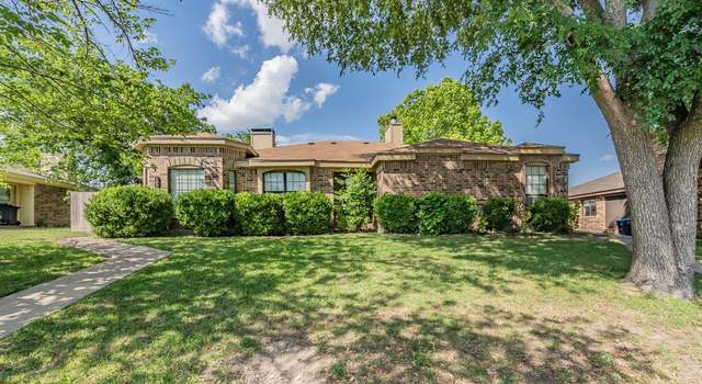 Photo of 10308 Little Valley Rd, Fort Worth, TX 76108