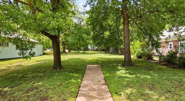 Photo of 1207 Brook Ave, Waco, TX 76708