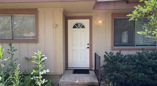 Photo of 2804 W Walnut Hill Ln, Irving, TX 75038