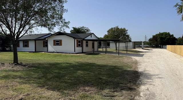 Photo of 210 Ponderosa Ln, Burleson, TX 76028