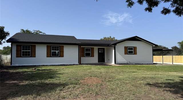 Photo of 210 Ponderosa Ln, Burleson, TX 76028