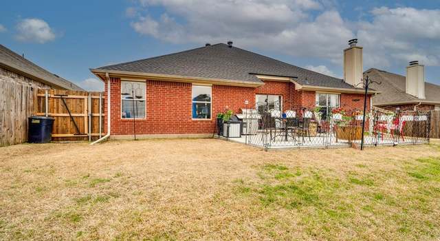 Photo of 817 Ogden Dr, Arlington, TX 76001