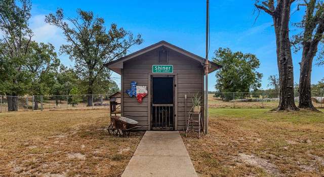 Photo of 513 Cross Roads Hwy, Malakoff, TX 75148