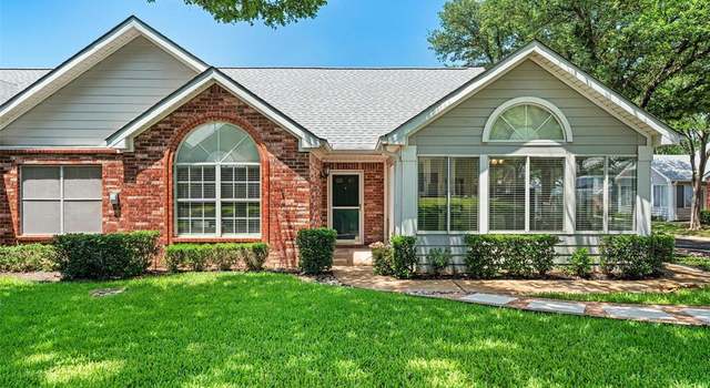 Photo of 908 Bridges Dr, Arlington, TX 76012