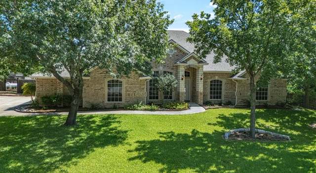 Photo of 240 Lakeside Oaks Cir, Lakeside, TX 76135