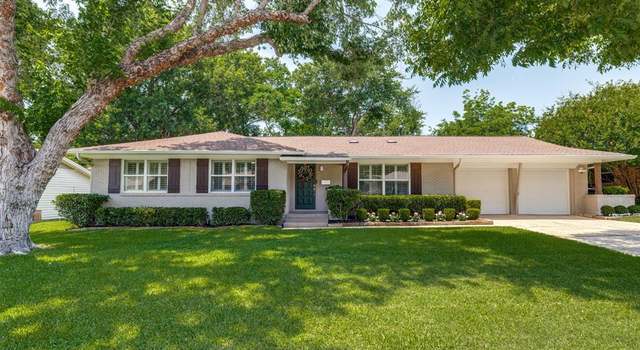 Photo of 9435 Green Terrace Dr, Dallas, TX 75220
