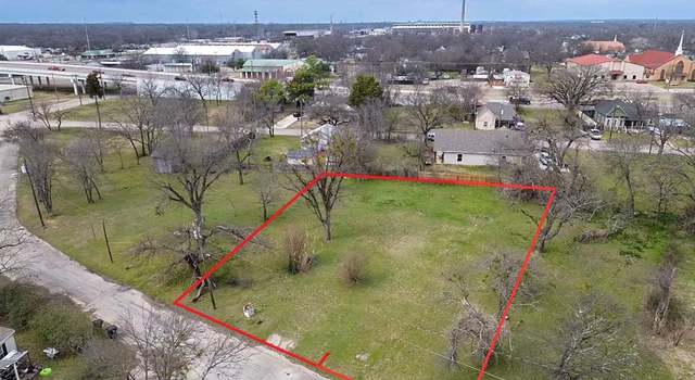 Photo of 203 Grandview St, Cleburne, TX 76031