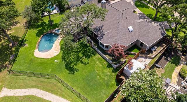 Photo of 1309 Woodlake Dr, Corinth, TX 76210