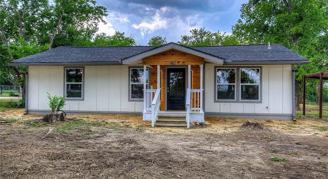 Photo of 489 Industrial Blvd, Point, TX 75472