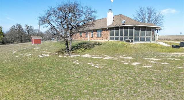 Photo of 768 Longbranch Dr, Decatur, TX 76234