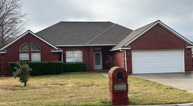 Photo of 1707 Oakmeadow, Decatur, TX 76234