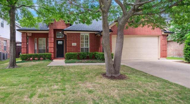 Property at 11968 Cobblestone Dr, Frisco, TX 75035, 4 beds, 2 baths
